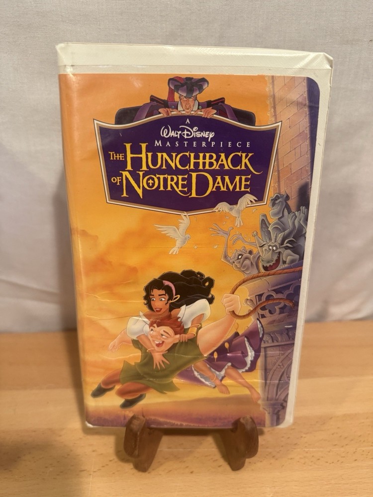 The Hunchback of Notre Dame Walt Disney Masterpiece Pre Owned Vhs Tape