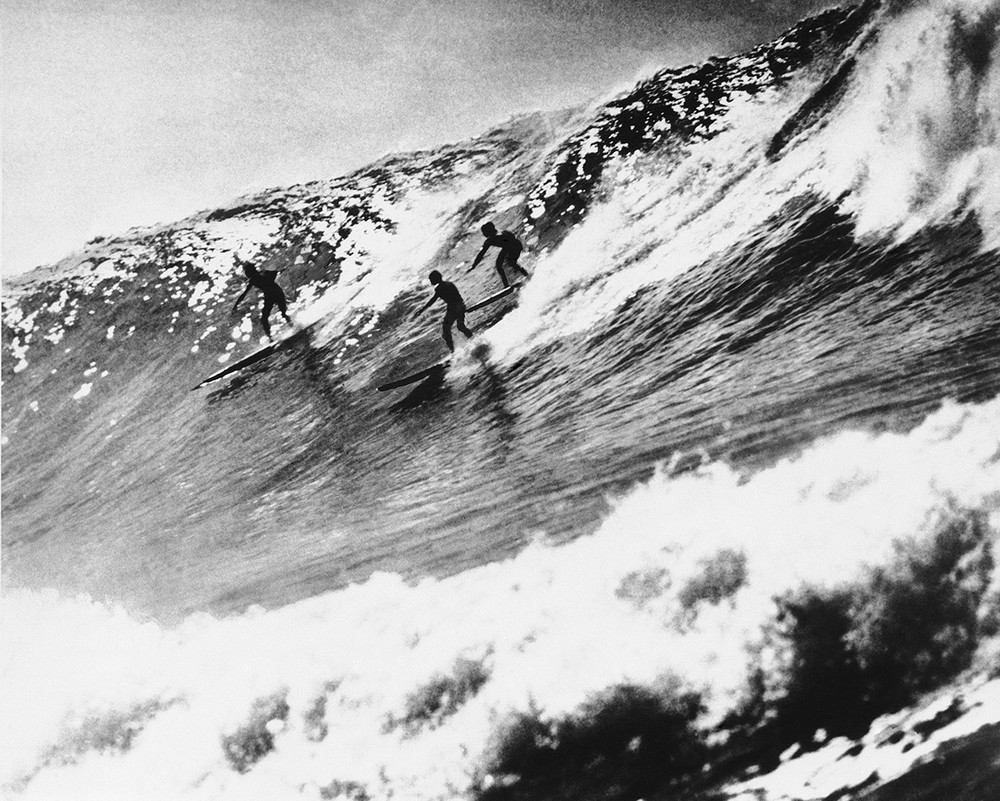 Surfing waves Vintage  Art Print Poster Black White long Boards