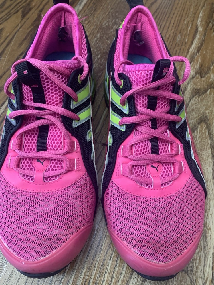 puma running shoes women size 8 PINK/yellow