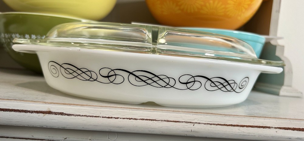 Vintage Pyrex Black Scroll Pattern. Divided Serving Dish With Lid