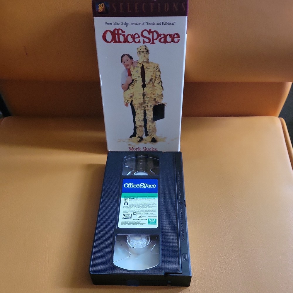 Office Space VHS Ron Livingston Jennifer Aniston 1999 Mike Judge Movie