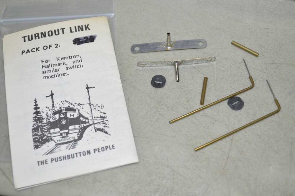 HO scale track GH Products turnout link for switch (2)