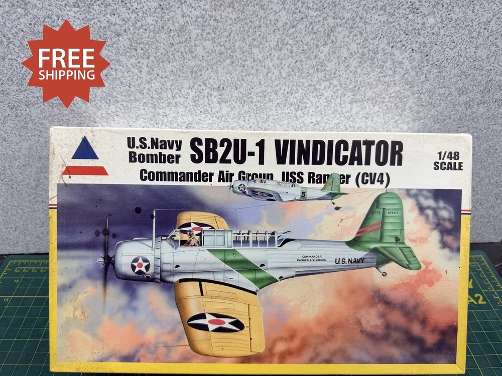 Accurate Miniatures 1:48 US Navy SB2U-1 Vindicator Bomber Plane Model Kit 480200-image