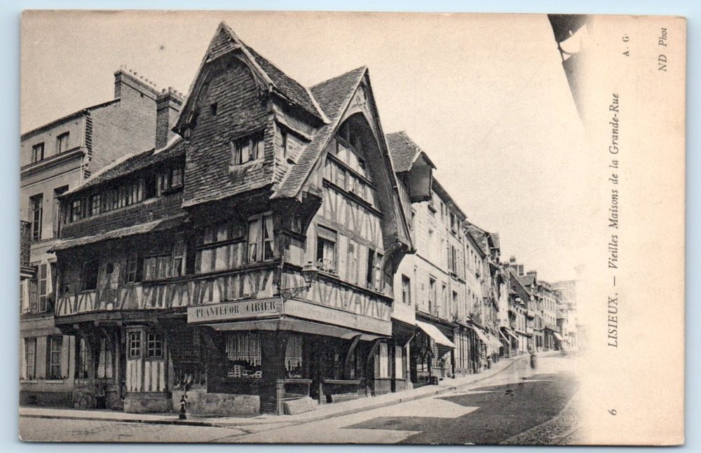 Vieilles Maisons de la Grande-Rue - Lisieux FRANCE Postcard