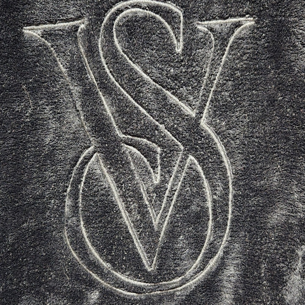 Victoria's Secret Fleece Bath Robe Women's Size XL/XXL Black Embroidered Logo