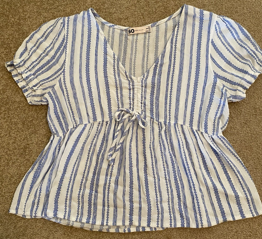 SO  Top Blouse Women's Blue & White Striped Size XS V Neck Peasant Milkmaid Boho