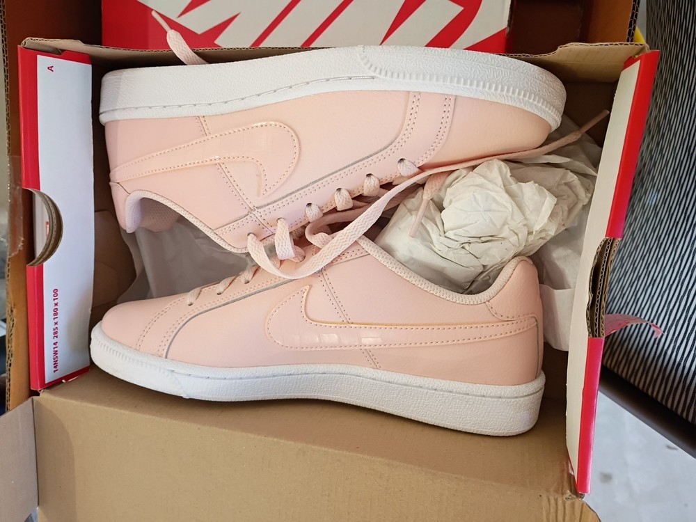 Size 7 - Nike Court Royale Smokey Mauve W