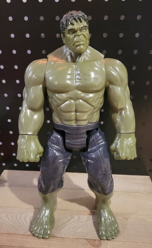 Marvel Avengers The Incredible Hulk Titan Hero Series 12