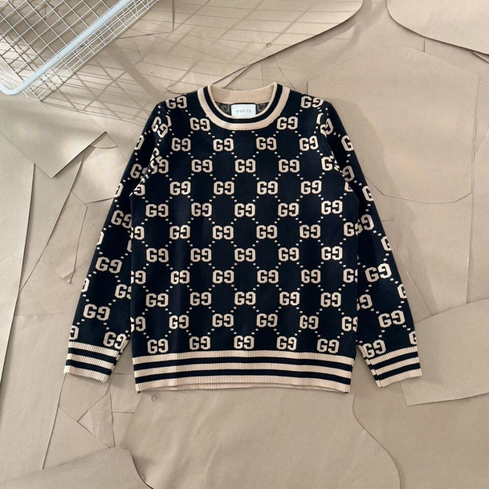 2024 Jacquard design Knitted Round Neck Sweater