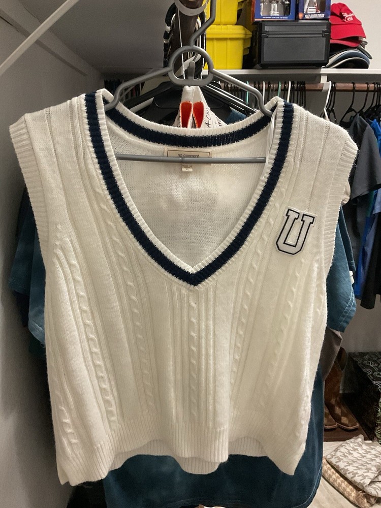 White Women’s Sweater Vest size XL