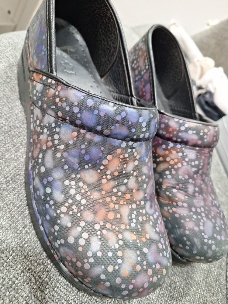 DANSKO WOMENS NURSE CLOGS PAINT SPLATTER BUBBLE PRINT LEATHER SIZE 41 US 10 o