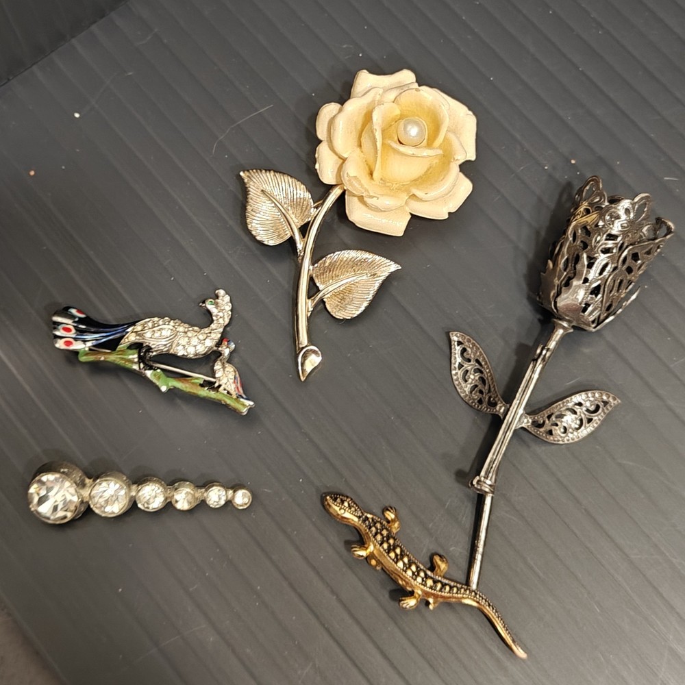 Vintage Costume Jewelry Brooch Pin Lot Rhinestone Enamel Flower Bird Lizard