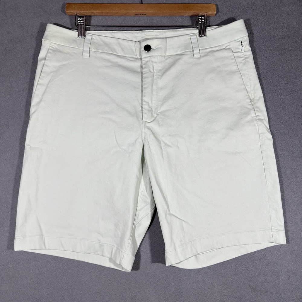 Lululemon Commission Short Off White Classic Fit 9.5” Men’s Size 36 LM7AK7S