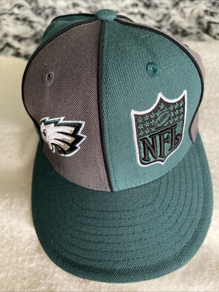 New Era 9FIFTY NFL Philadelphia Eagles Snapback Cap in Team Colors