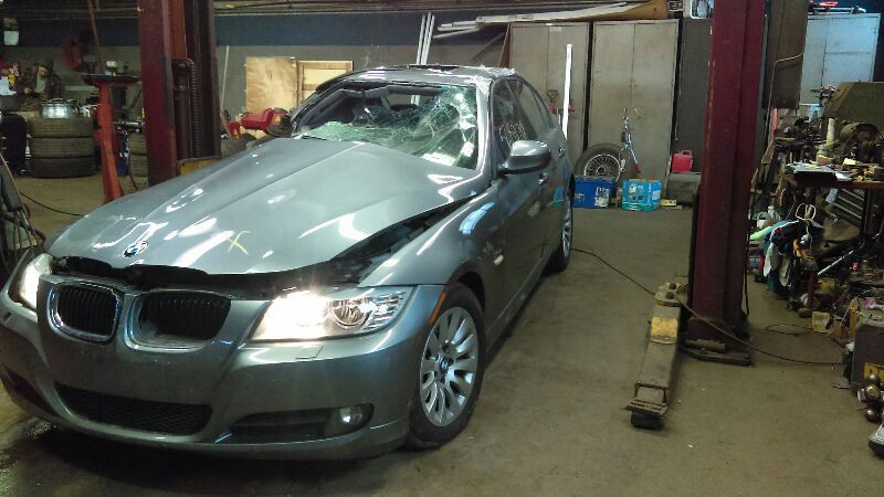 2009 BMW 328i 4 Door Sedan Antenna Rear Roof Mounted