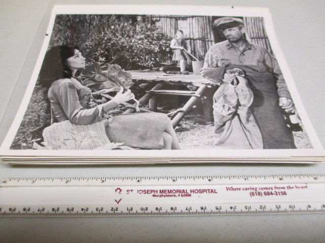 1969 NBC TV show Father Goose with Cary Grant Leslie Caron Veronica Greenlaw