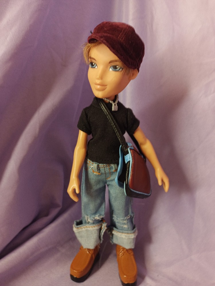 Vintage 2002 Bratz Boyz Cameron Boy Doll MGA Entertainment