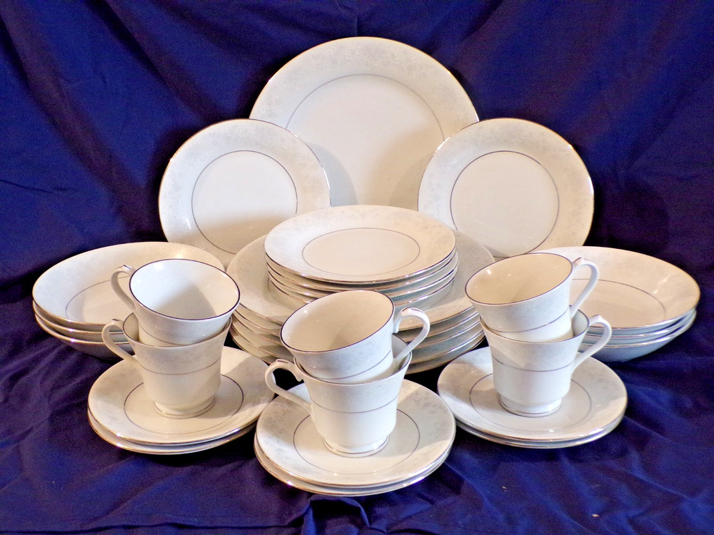White China Dinnerware Set  by China Pearl 