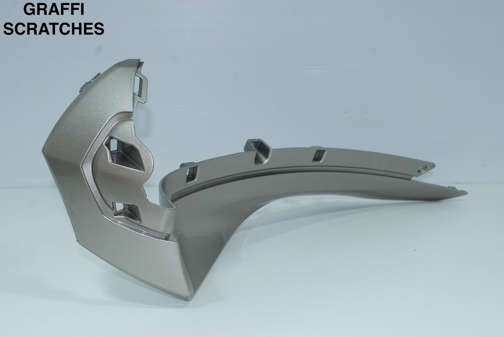 FRONT RIGHT FOOTREST BODY PIAGGIO BEVERLY 300 HPE 2021 2023