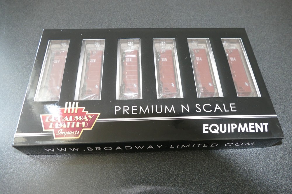 Broadway Limited N 3123 Set of 6 C&NW 3 Bay Hoppers RARE ITEM NEW FREE SHIPPING