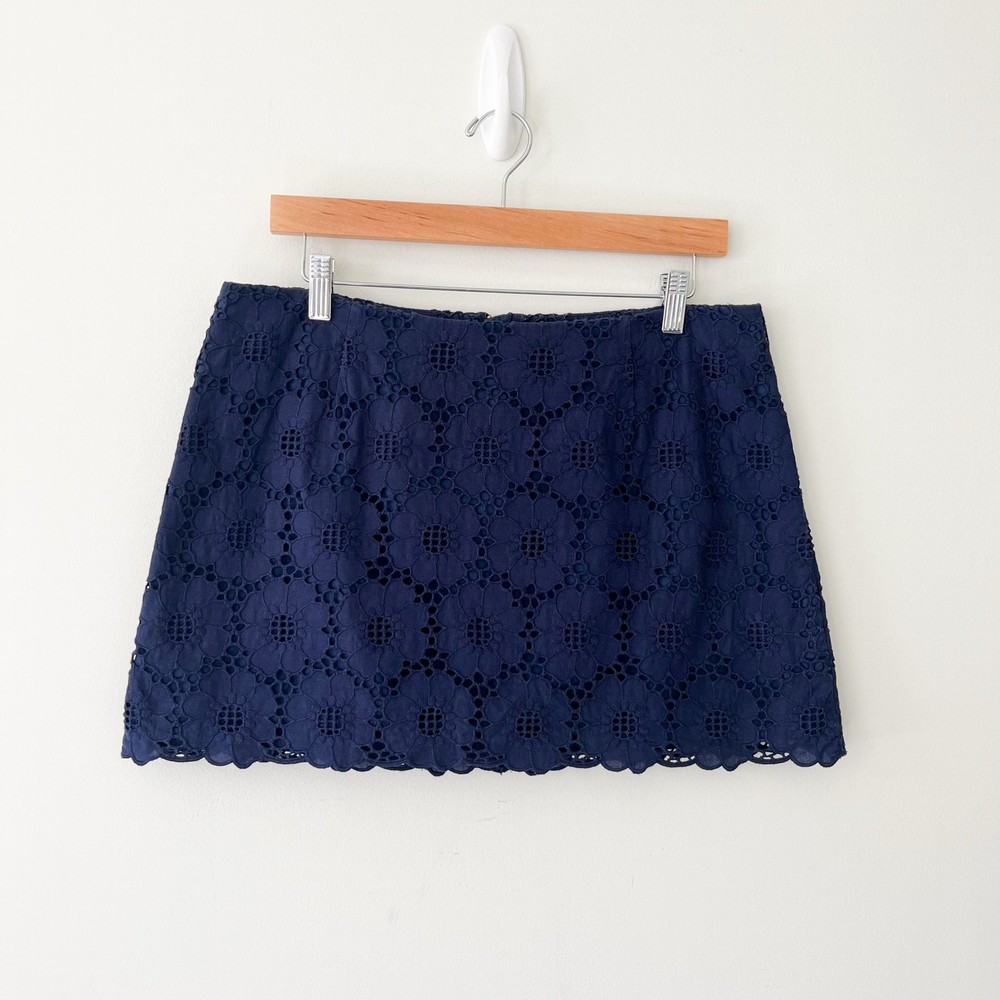 Lilly Pulitzer Navy Blue Crosshatch Eyelet Floral Tate Mini Skirt, Size 10
