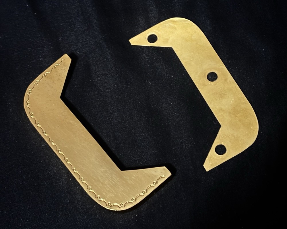 WWEShop Metal Belt Tip For Network Logo Replica Belts