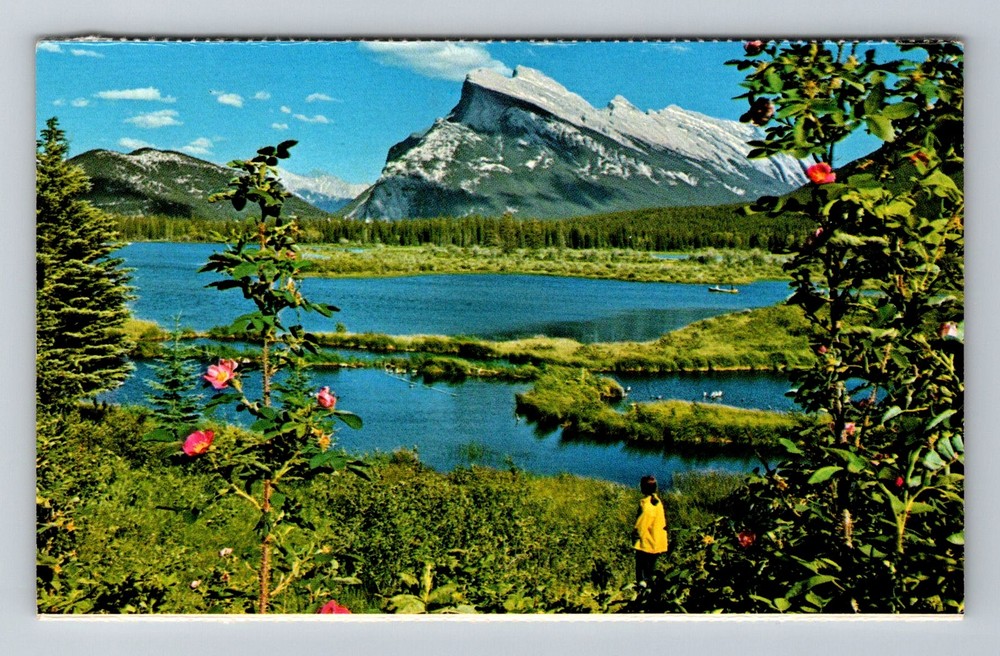 Canada- Banff Mt. Rundle And The Vermillion Lakes Souvenir PC Vintage Postcard