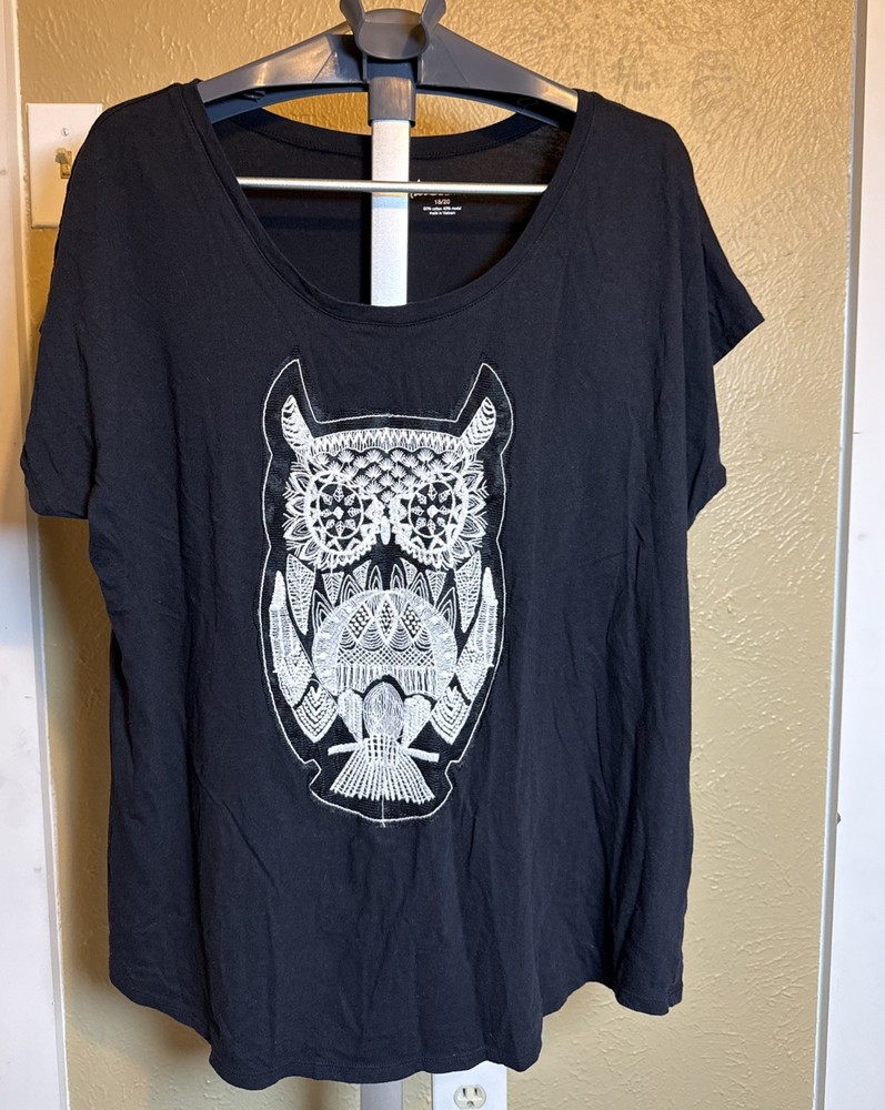 Lane Bryant Owl T-Shirt Women’s Size 18/20 Short Sleeve Cotton Embroidered