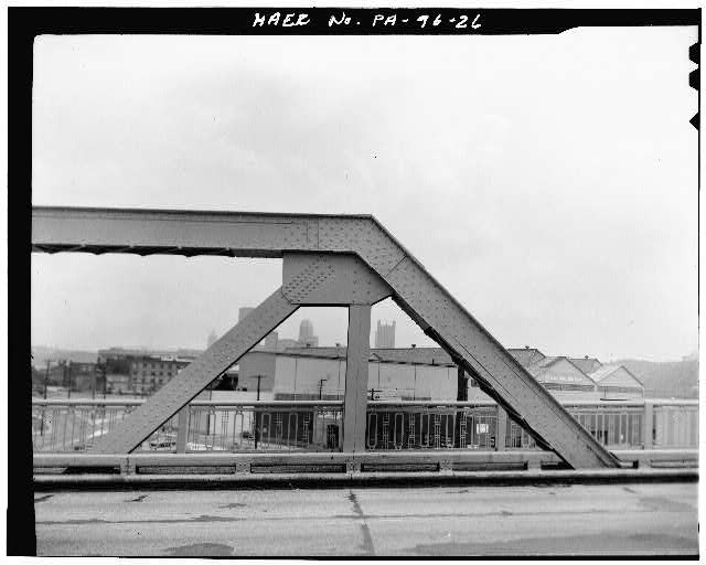 26. View Of Bridge Deck On Span 8, Showing Top, Diagonal And Vertical Chords