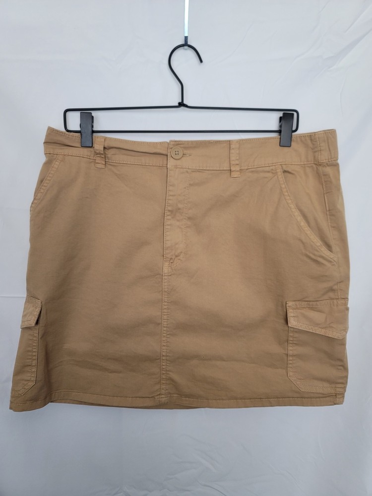 Social Standard Women's Hero Stretch Cargo Mini Skirt