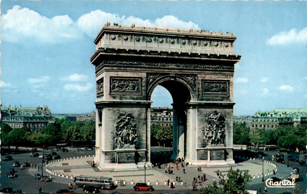 Chantal, Paris, L'Arc de Triomphe, Exchrom, Couleurs Naturel Postcard