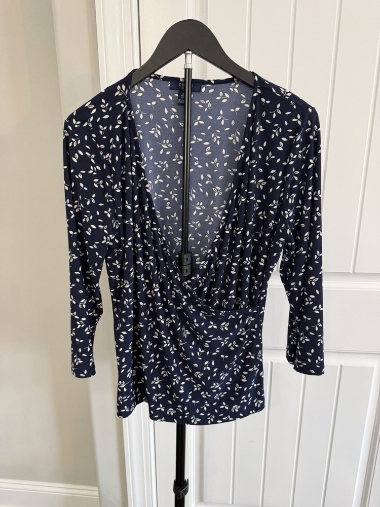 Chaps Women XL Blue/White Floral Wrap Blouse V-Neck Long Sleeve Stretch