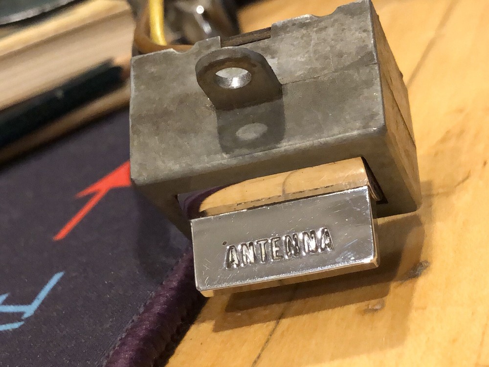 power antenna switch