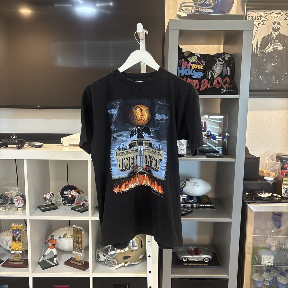 GRAIL Vintage 1998 The Undertaker To Hell & Back WWF Wrestling Euro Graphic Tee