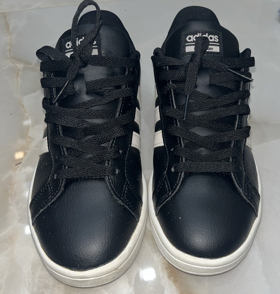 Gently Used Adidas Cloud Foam Advantage