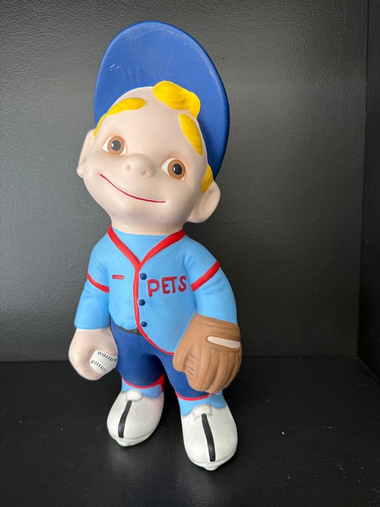 Vintage 70s Baseball Player Smiley Boy PETS Ceramic Atlantic Mold Figurine Blue