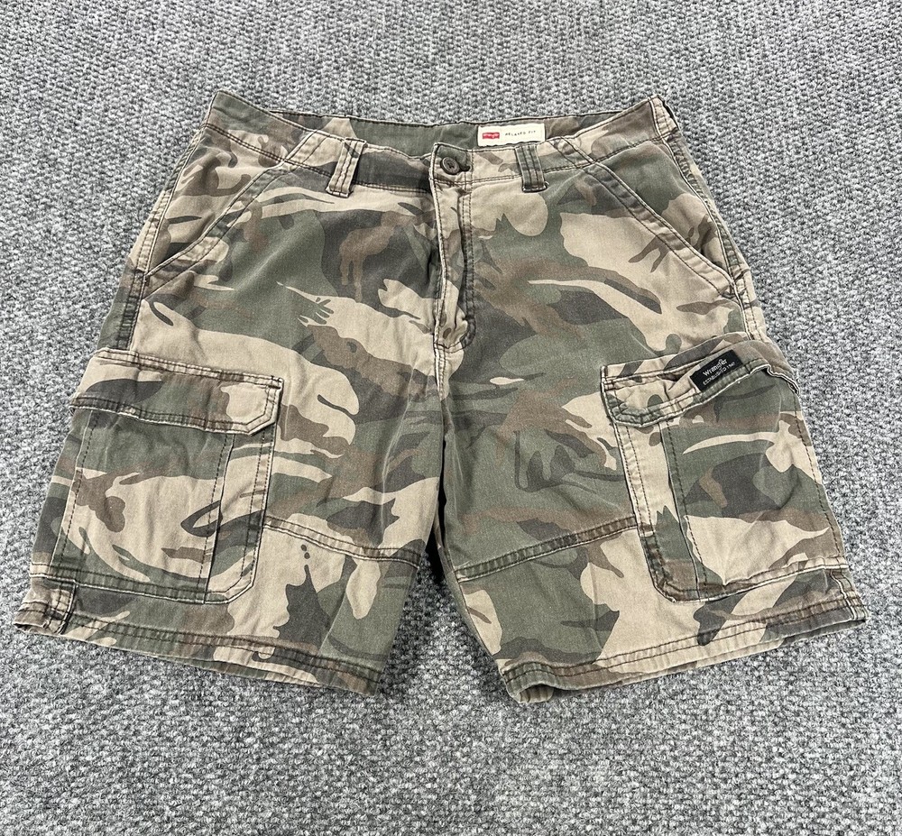 Wrangler Camo Cargo Shorts Mens 34 Green Camo Army Military Work Utility