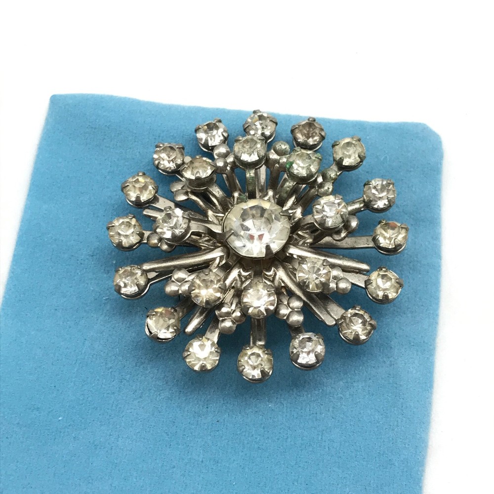 Vintage Clear Rhinestone Silver Tone Flower Starburst Sunburst Ladies Brooch Pin