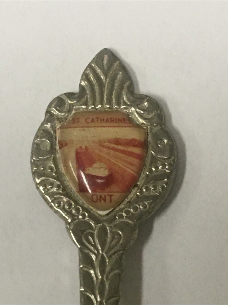 Vintage Souvenir Spoon Collectible St. Catherine Ontario Canada