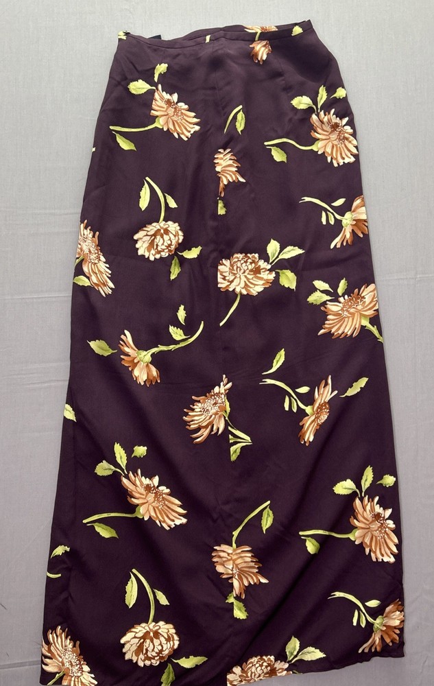 VTG Harold's Size 2 100% Silk Bold Colorful Floral Print Flare Skirt Purple