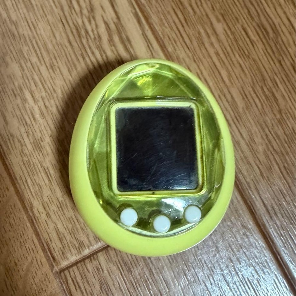 Tamagotchi iD Yellow Virtual Pet Toy Battery Operated (No Battery)