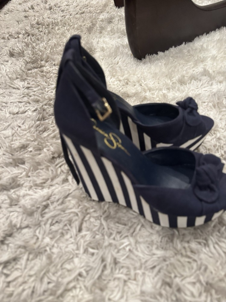 Jessica Simpson Women's Solid Navy Top, Navy/White Stripe Platform Shoe Size 8.5