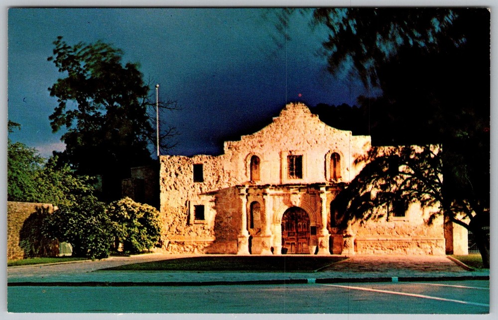 Vtg Postcard Alamo Mission Facade San Antonio, TX 1950s