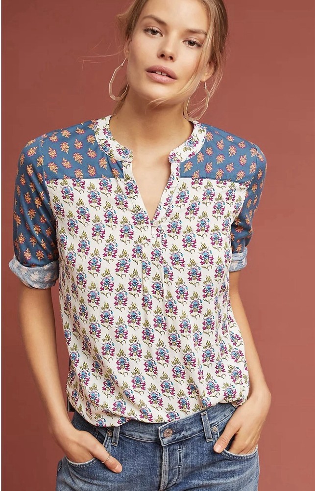Anthropologie Maeve Floral Damask top Boho Cottage Mixed Print Blue V Neck Top M