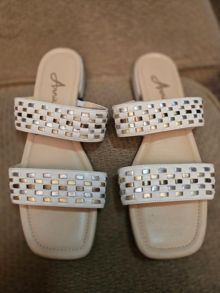 Arnie 9 medium womens slip-on sandals comfortable casual footwear