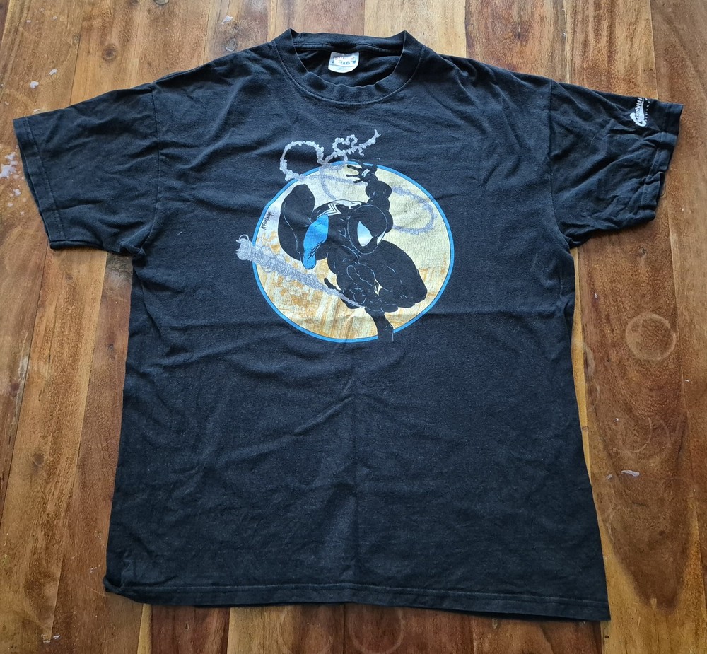 Vintage Marvel Spider-Man shirt L Todd McFarlane Graphitti Designs USA 2004