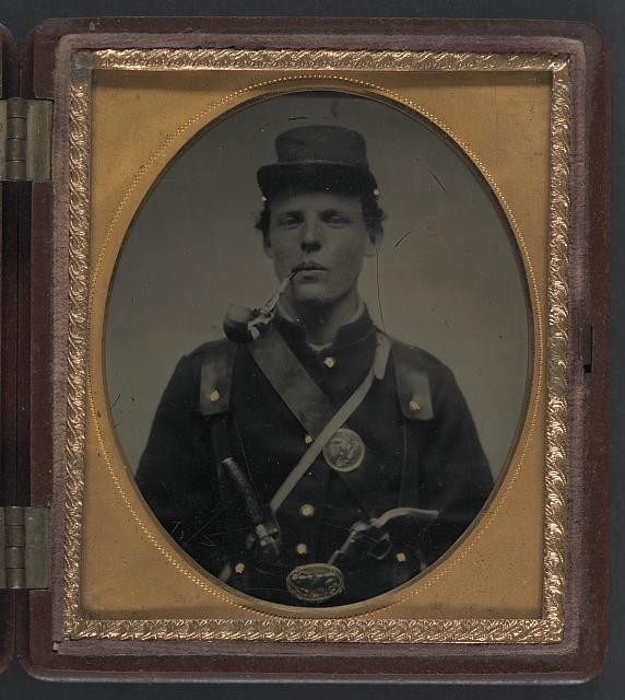 New York Union Soldier 1860s Pipe Revolver Side Knife Civil War Portrait