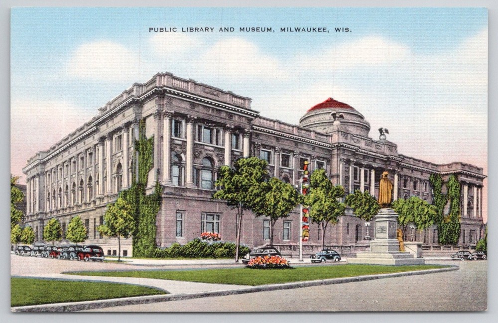 Milwaukee Public Library Museum WI Vintage Postcard E. C. Kropp Co.