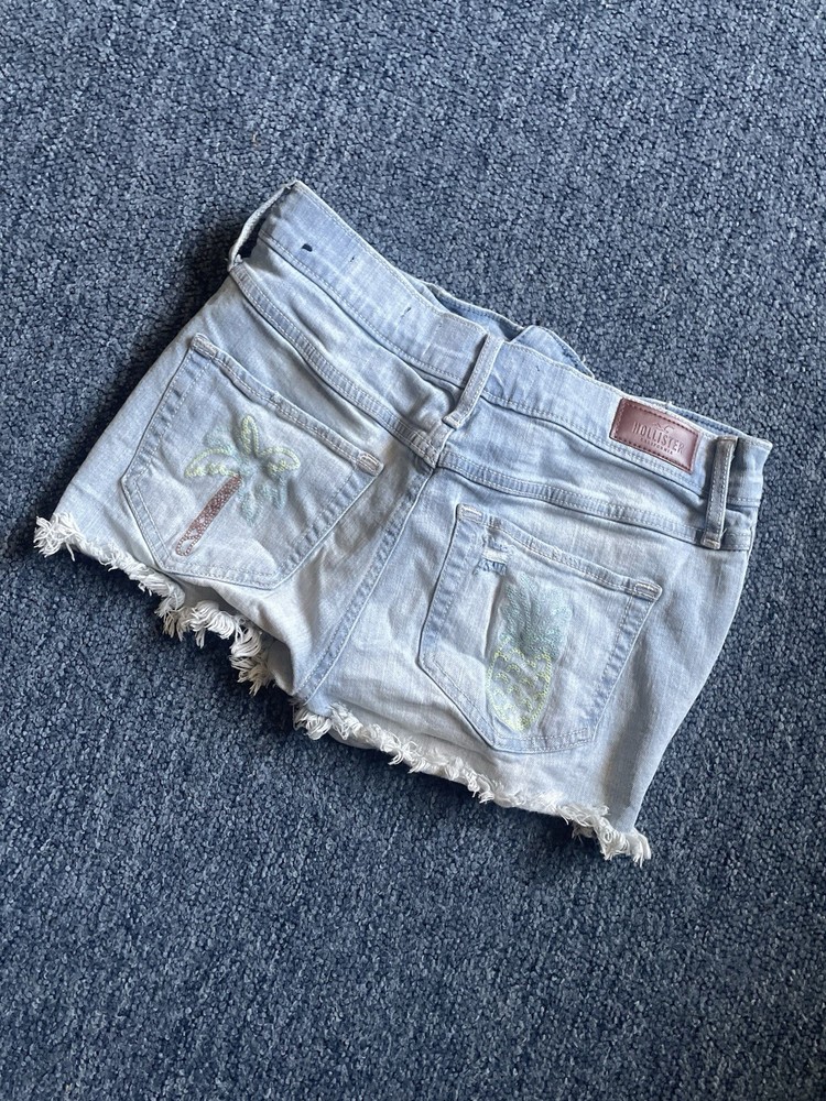 Y2K Hollister Distressed Light Denim Shorts Low Rise Short-Short Y2k Size 3/26