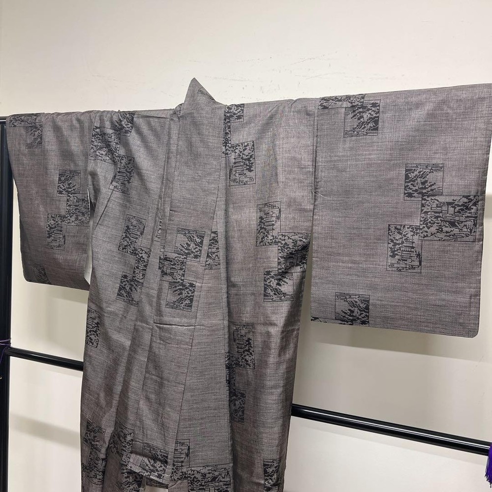 Oshima Tsumugi Kimono Small Pattern Mud Dye Trees Japan S/M (160cm)